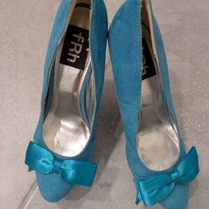 FRH Teal Suede Bow Pump - Women
